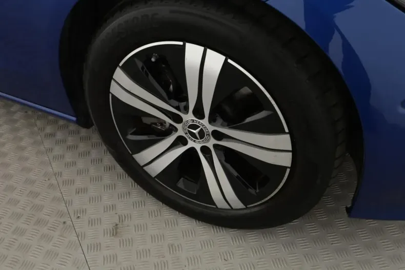 Mercedes-Benz C 200 din 2024 cu 6.111 km - oferta MER179549 - foto 20