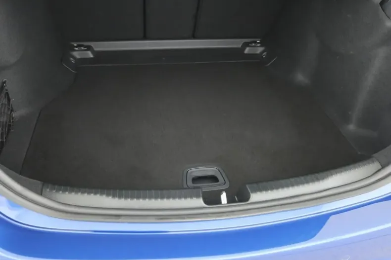 Mercedes-Benz C 200 din 2024 cu 6.111 km - oferta MER179549 - foto 21