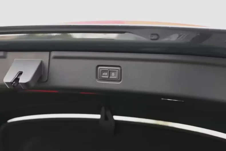 Audi A6 e-tron din 2025 cu 13.810 km - oferta AUD179558 - foto 13