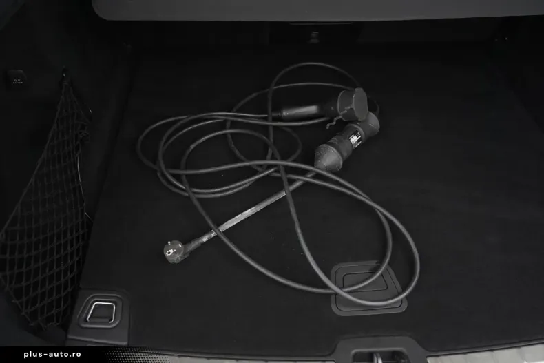 Volvo XC60 din 2022 cu 91.150 km - oferta VOL179560 - foto 28