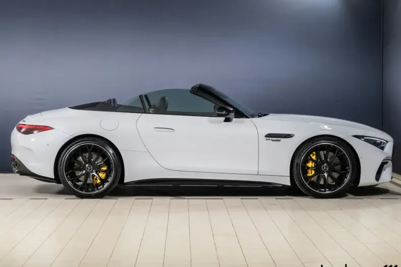 Mercedes-Benz SL 63 AMG din 2024 cu 2.201 km - oferta MER179569 - foto 6