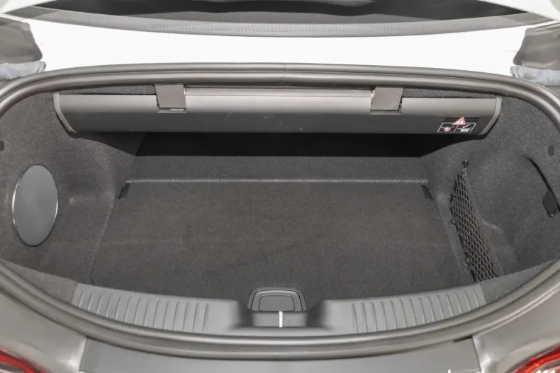 Mercedes-Benz SL 63 AMG din 2024 cu 2.201 km - oferta MER179569 - foto 9