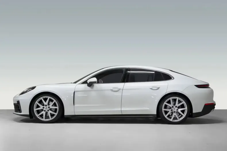 Porsche Panamera din 2025 cu 3.990 km - oferta POR179570 - foto 7