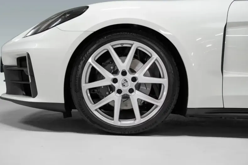 Porsche Panamera din 2025 cu 3.990 km - oferta POR179570 - foto 8