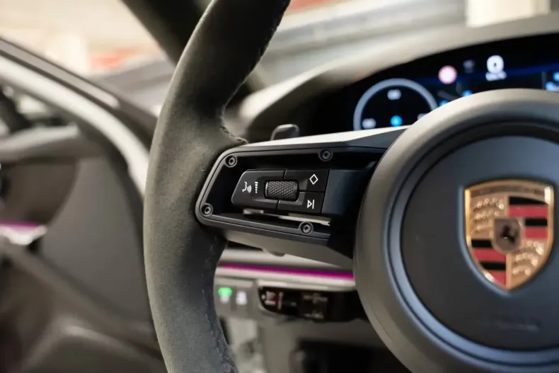 Porsche Panamera din 2025 cu 3.990 km - oferta POR179570 - foto 13