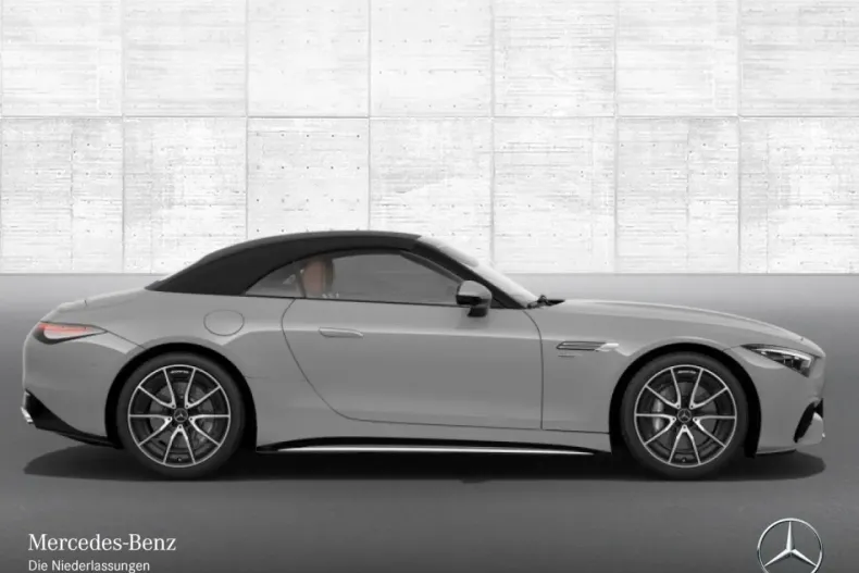 Mercedes-Benz SL 43 AMG din 2024 cu 10.645 km - oferta MER179571 - foto 4