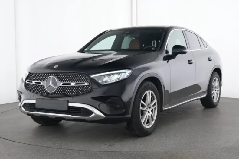 Mercedes-Benz GLC 200 din 2024 cu 42.800 km - oferta MER179585 - foto 1