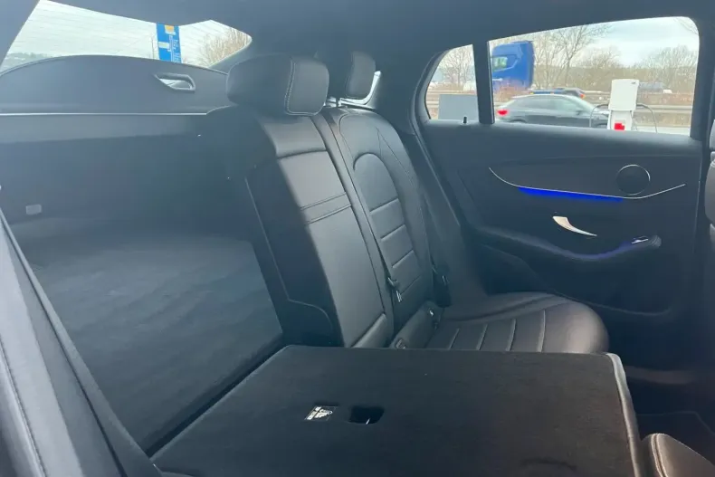 Mercedes-Benz GLC 200 din 2022 cu 61.150 km - oferta MER179586 - foto 9