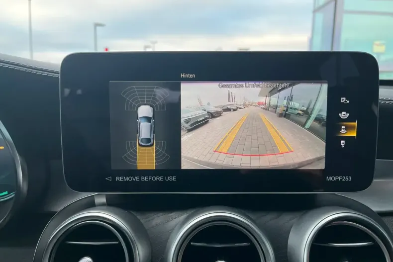 Mercedes-Benz GLC 200 din 2022 cu 61.150 km - oferta MER179586 - foto 12