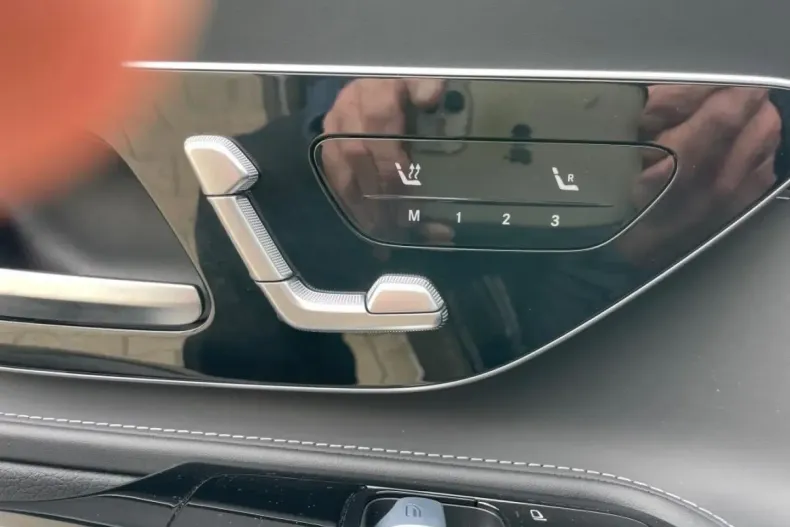 Mercedes-Benz AMG GT din 2024 cu 27.300 km - oferta MER179590 - foto 15