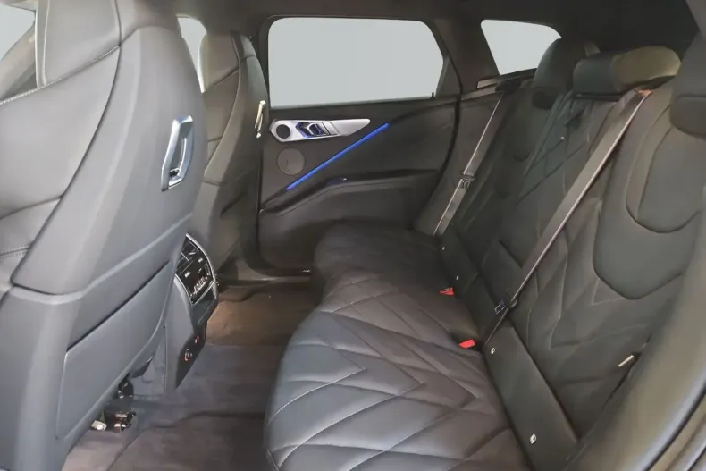 BMW XM din 2024 cu 28.075 km - oferta BMW179591 - foto 9