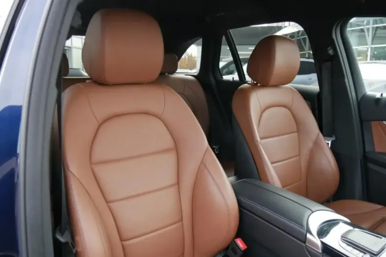 Mercedes-Benz GLC 300 din 2022 cu 44.667 km - oferta MER179602 - foto 6