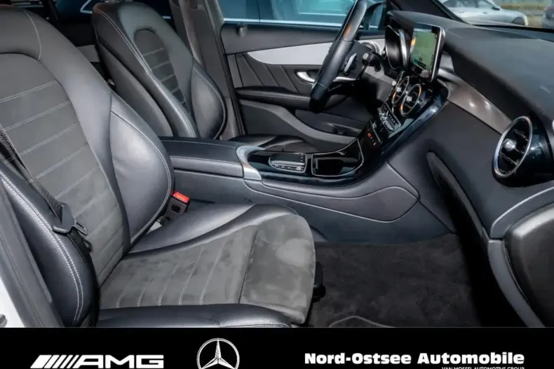 Mercedes-Benz GLC 300 din 2022 cu 56.052 km - oferta MER179604 - foto 9