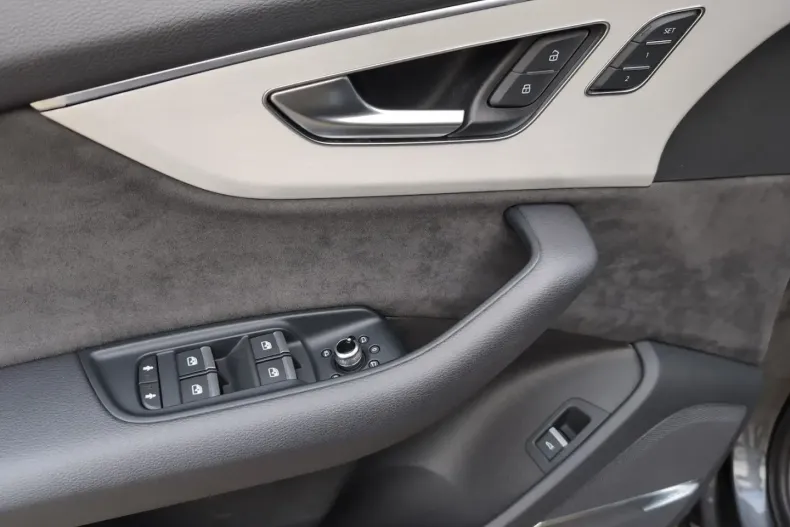 Audi Q7 din 2021 cu 88.886 km - oferta AUD179609 - foto 10