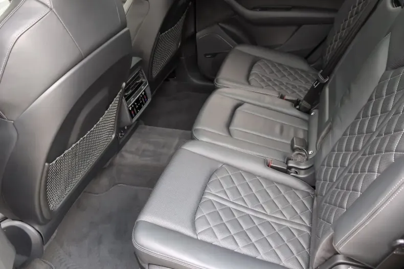 Audi Q7 din 2021 cu 88.886 km - oferta AUD179609 - foto 21