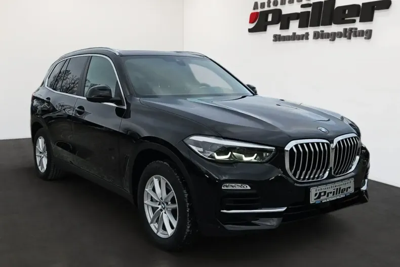 BMW X5 din 2021 cu 71.724 km - oferta BMW179615 - foto 1