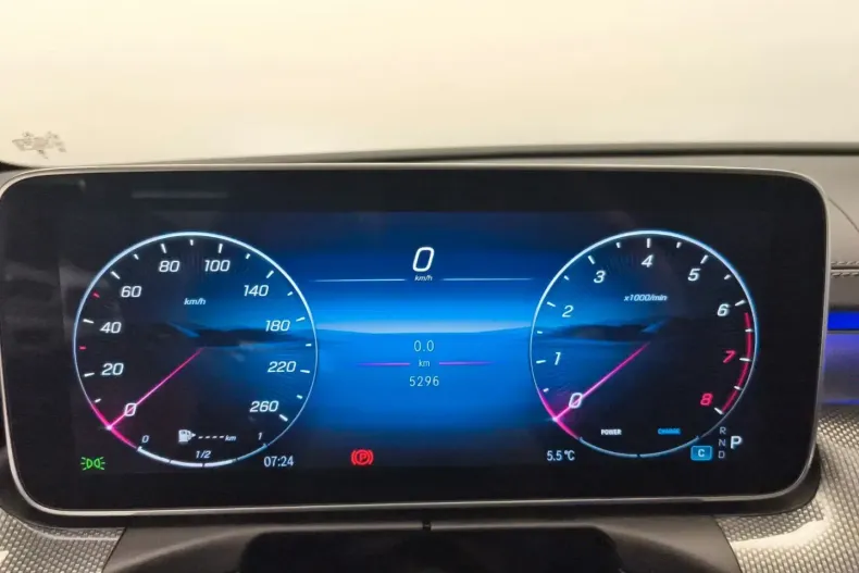 Mercedes-Benz CLE 200 din 2023 cu 5.391 km - oferta MER179619 - foto 16