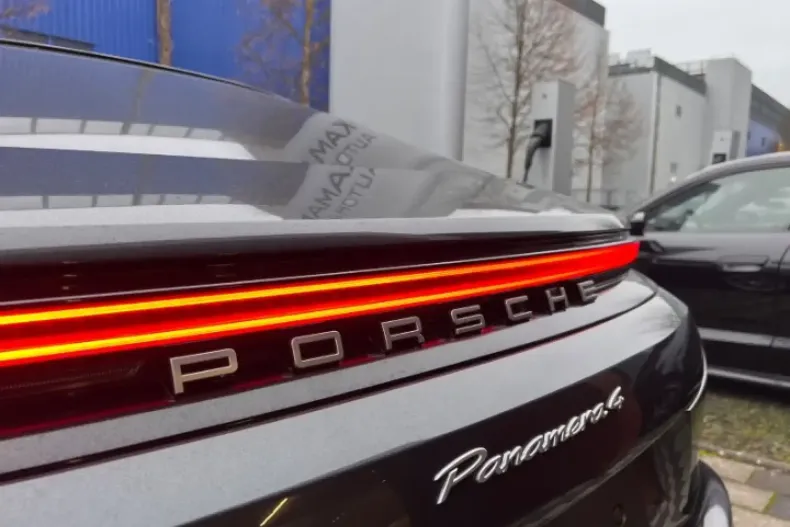 Porsche Panamera din 2025 cu 2.900 km - oferta POR179625 - foto 7