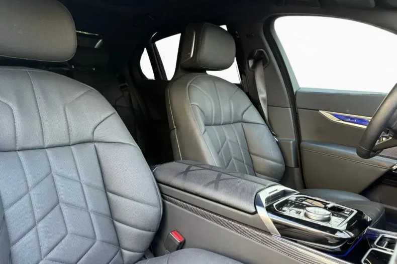 BMW 740 din 2024 cu 27.422 km - oferta BMW179627 - foto 2