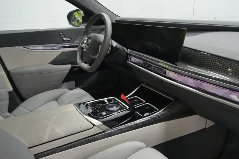 BMW 740 din 2024 cu 66.884 km - oferta BMW179628 - foto 2