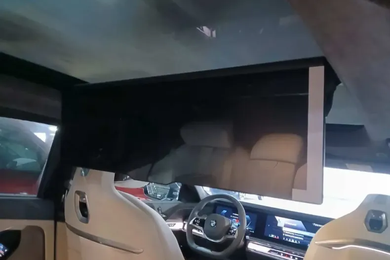 BMW 740 din 2024 cu 66.884 km - oferta BMW179628 - foto 8