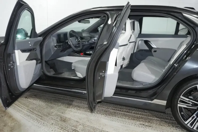 BMW 740 din 2024 cu 66.884 km - oferta BMW179628 - foto 11