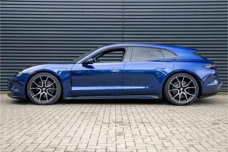 Porsche Taycan din 2024 cu 13.999 km - oferta POR179633 - foto 2