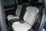 Porsche Taycan din 2024 cu 13.999 km - oferta POR179633 - foto 23