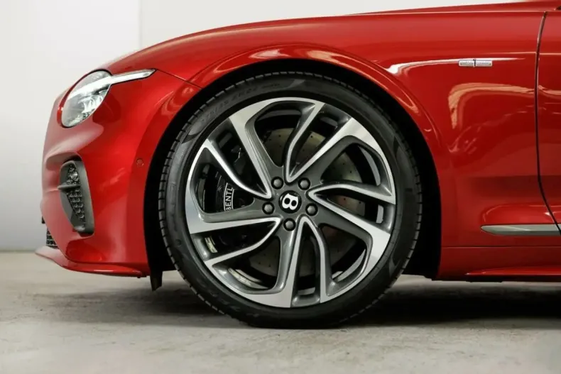 Bentley Continental din 2024 cu 8.654 km - oferta BEN179638 - foto 1