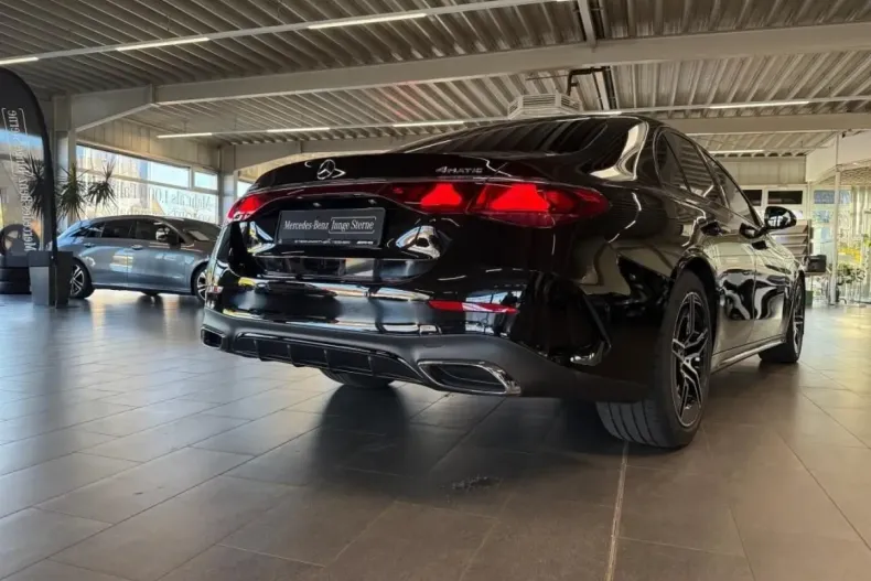 Mercedes-Benz E 450 din 2025 cu 13.512 km - oferta MER179645 - foto 5