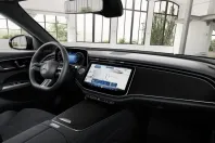 Mercedes-Benz E 450 din 2024 cu 5.973 km - oferta MER179646 - foto 13