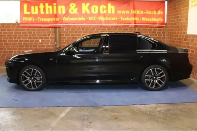 BMW 740 din 2024 cu 41.700 km - oferta BMW179650 - foto 2