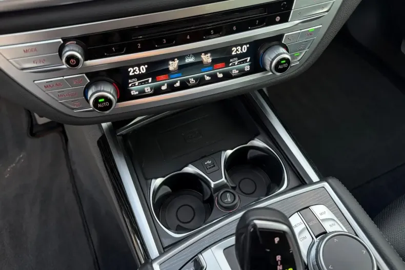 BMW 740 din 2022 cu 59.500 km - oferta BMW179651 - foto 36