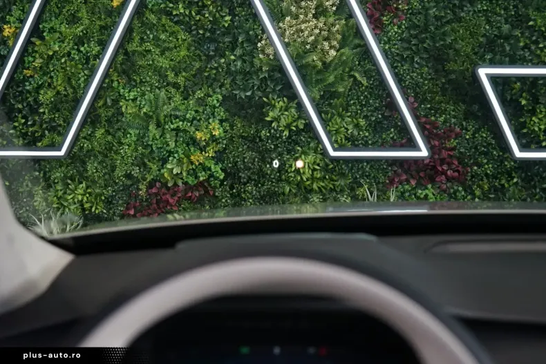 Volvo XC90 din 2024 cu 26.843 km - oferta VOL179659 - foto 23