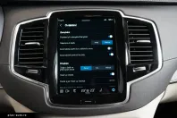 Volvo XC90 din 2024 cu 26.843 km - oferta VOL179659 - foto 38