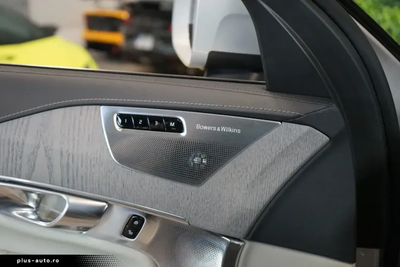 Volvo XC90 din 2024 cu 26.843 km - oferta VOL179659 - foto 46