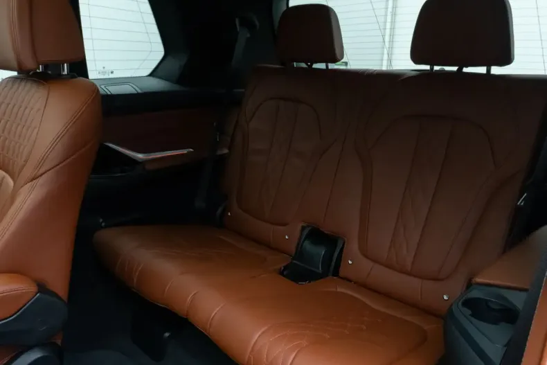 BMW X7 M50 din 2022 cu 95.319 km - oferta BMW179670 - foto 28