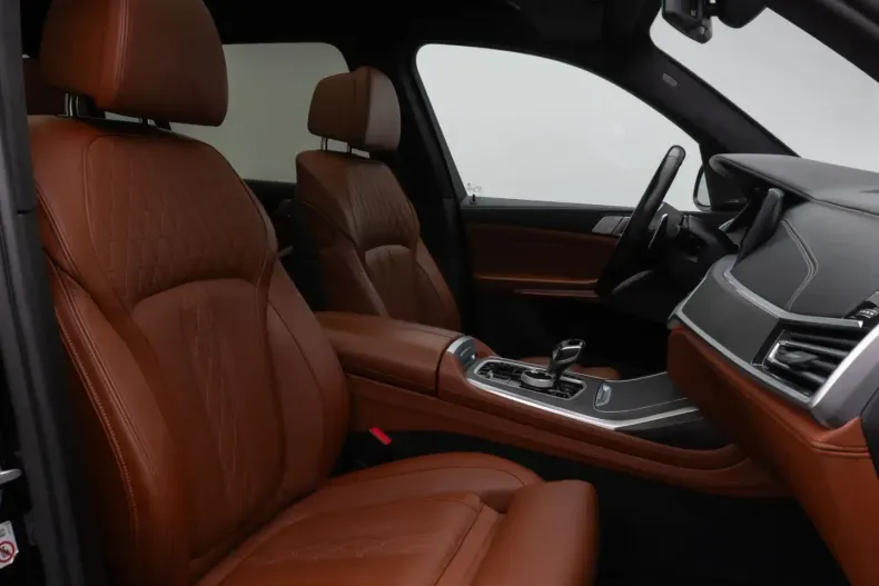 BMW X7 M50 din 2022 cu 95.319 km - oferta BMW179670 - foto 37