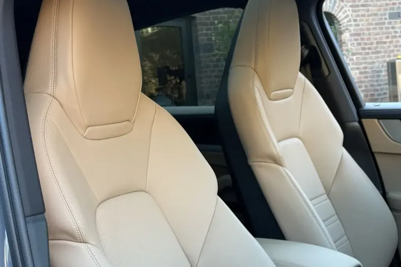 Porsche Cayenne din 2025 cu 7.900 km - oferta POR179673 - foto 6