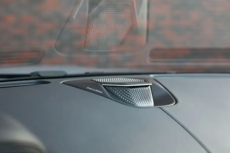 Aston Martin DB12 din 2024 cu 8.173 km - oferta AST179686 - foto 3