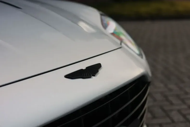 Aston Martin DB12 din 2024 cu 8.173 km - oferta AST179686 - foto 8