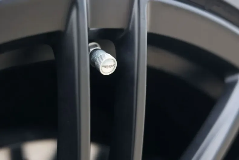 Aston Martin DB12 din 2024 cu 8.173 km - oferta AST179686 - foto 21