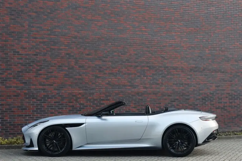 Aston Martin DB12 din 2024 cu 8.173 km - oferta AST179686 - foto 22