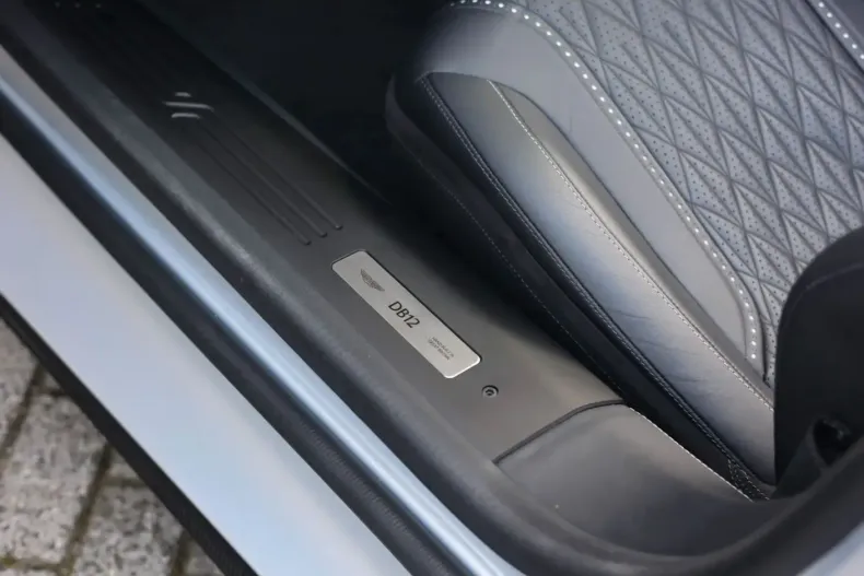 Aston Martin DB12 din 2024 cu 8.173 km - oferta AST179686 - foto 32