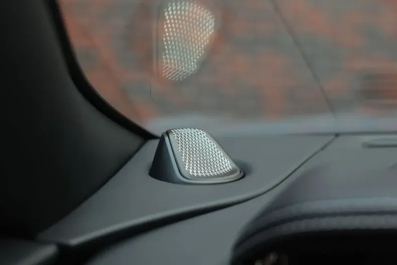 Aston Martin DB12 din 2024 cu 8.173 km - oferta AST179686 - foto 40