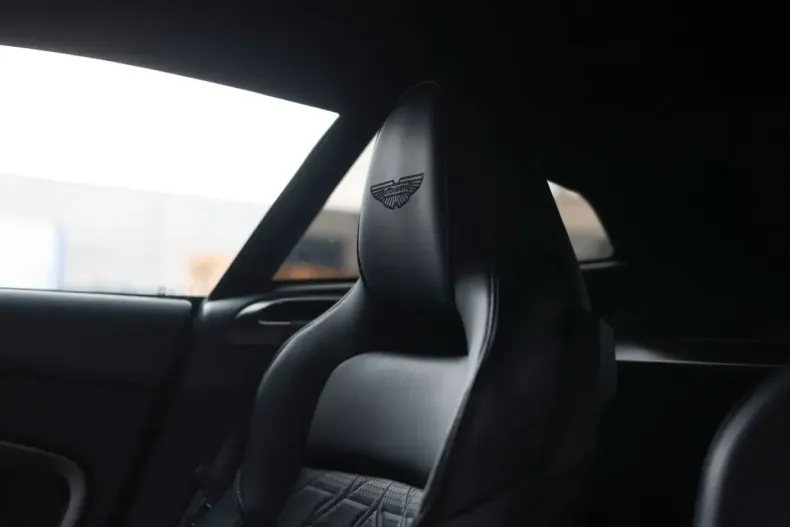 Aston Martin Vanquish din 2024 cu 6.797 km - oferta AST179688 - foto 4