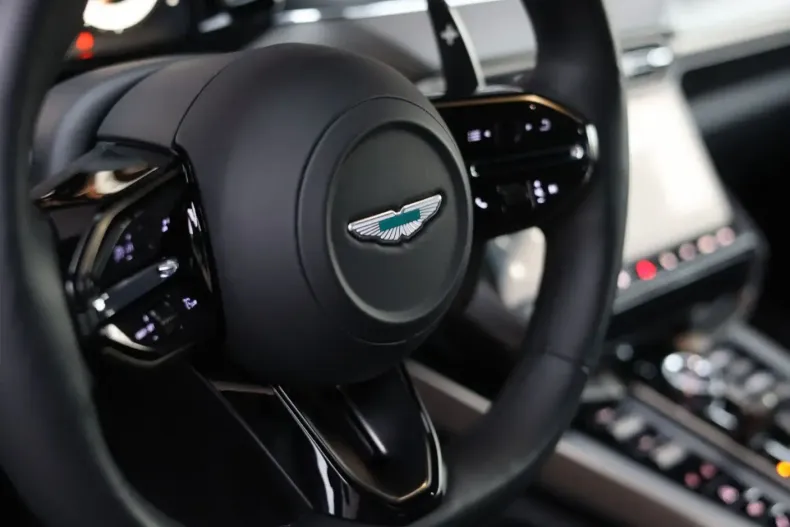 Aston Martin Vanquish din 2024 cu 6.797 km - oferta AST179688 - foto 6