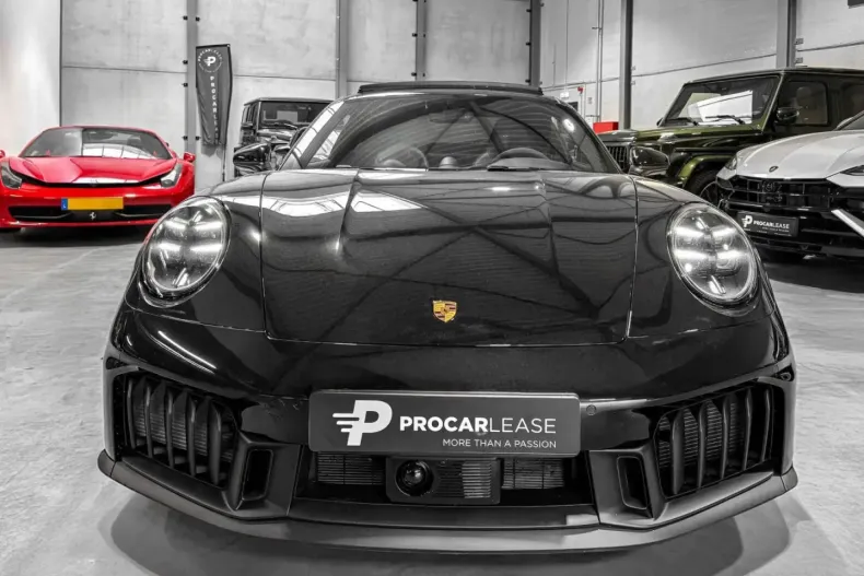 Porsche 992 din 2025 cu 2.300 km - oferta POR179691 - foto 3