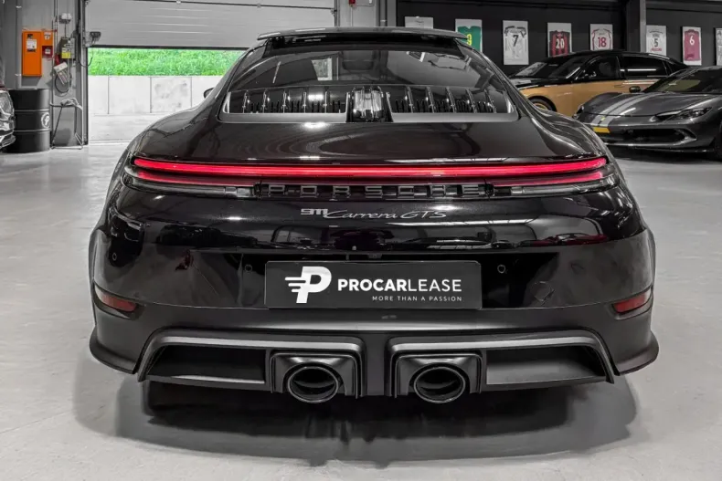 Porsche 992 din 2025 cu 2.300 km - oferta POR179691 - foto 14