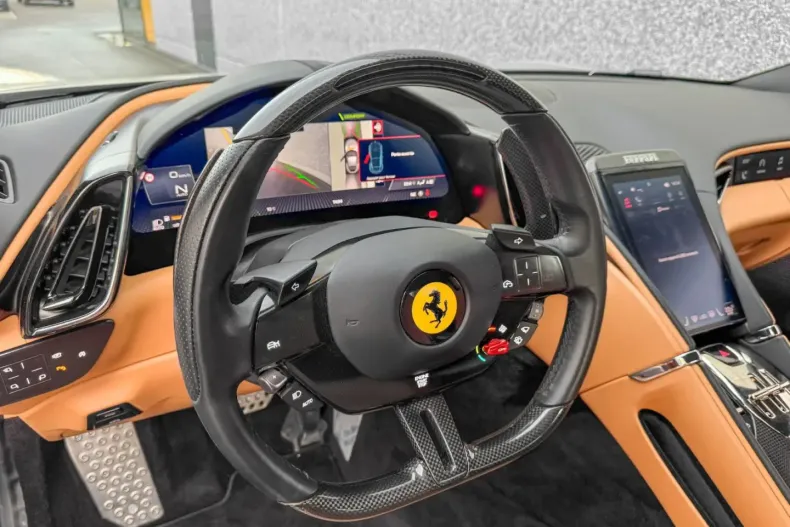 Ferrari Roma din 2022 cu 5.800 km - oferta FER179692 - foto 2